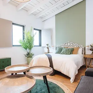  Apartment Lola De Triana Spain