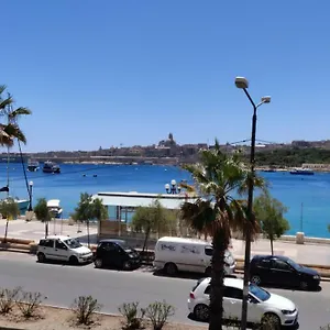  Apartment Sea Front Balcony Malta